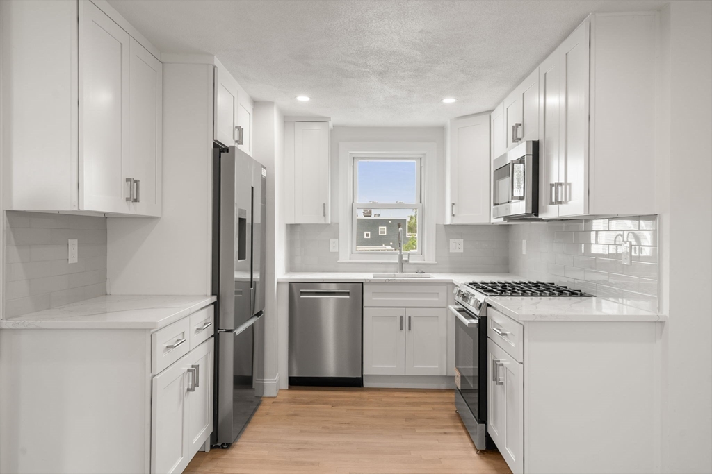 85 School Street, Unit 3 Boston, MA 02129 - Photo 3 of 16