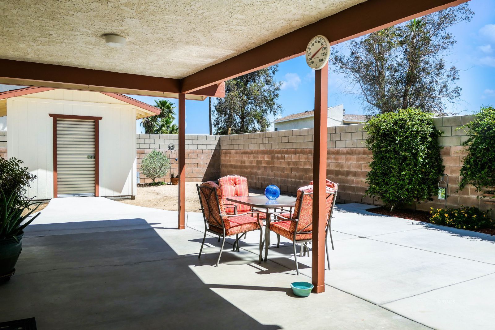 532 West Howell Avenue Ridgecrest, CA 93555 - Photo 37 of 44 a outdoor space with chairs