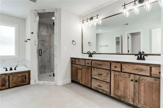 $629,800 | 16965 South Brentwood Street, Olathe, KS 66062