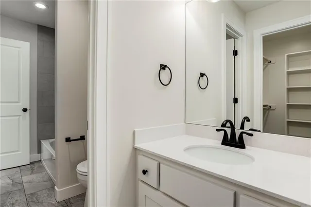 $629,800 | 16965 South Brentwood Street, Olathe, KS 66062