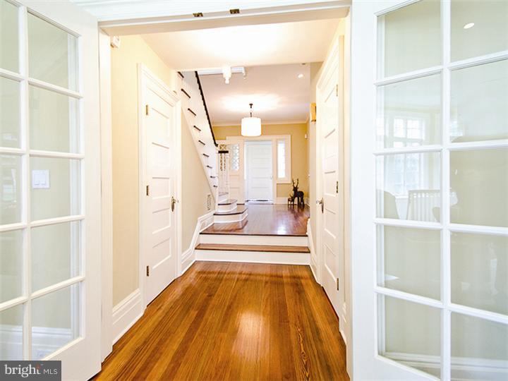 146 Hodge Road Princeton, NJ 08540 - Photo 3 of 25 Foyer
