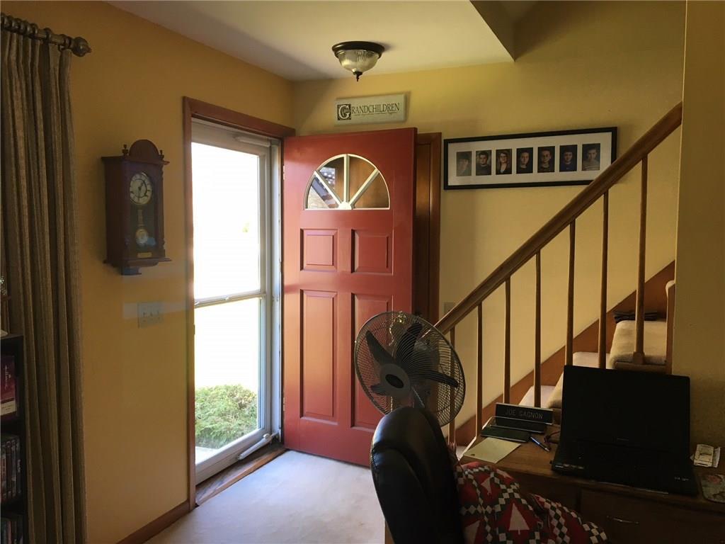25 Alan A Dale Road Brewer, ME 04412 - Photo 8 of 33 Entrance and stairway