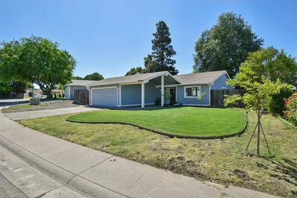 $475,000 | 8206 Summerplace Drive, Citrus Heights, CA 95621