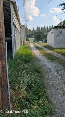 $279,900 | 7168 4th Street, Bonners Ferry, ID 83805