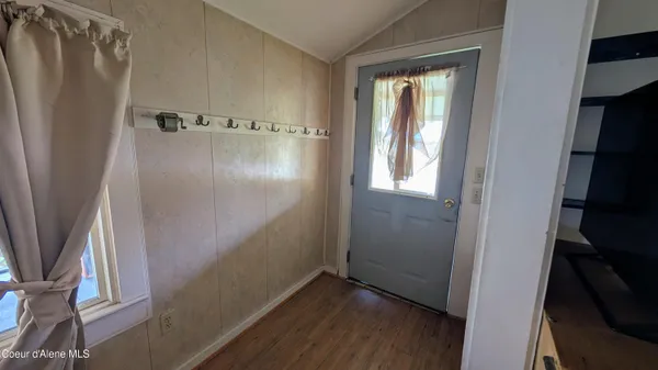 $270,900 | 7168 4th Street, Bonners Ferry, ID 83805