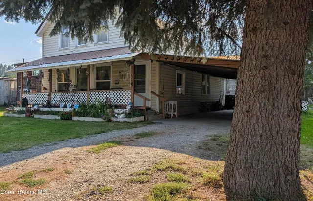 $279,900 | 7168 4th Street, Bonners Ferry, ID 83805