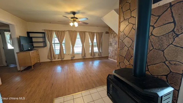 $279,900 | 7168 4th Street, Bonners Ferry, ID 83805