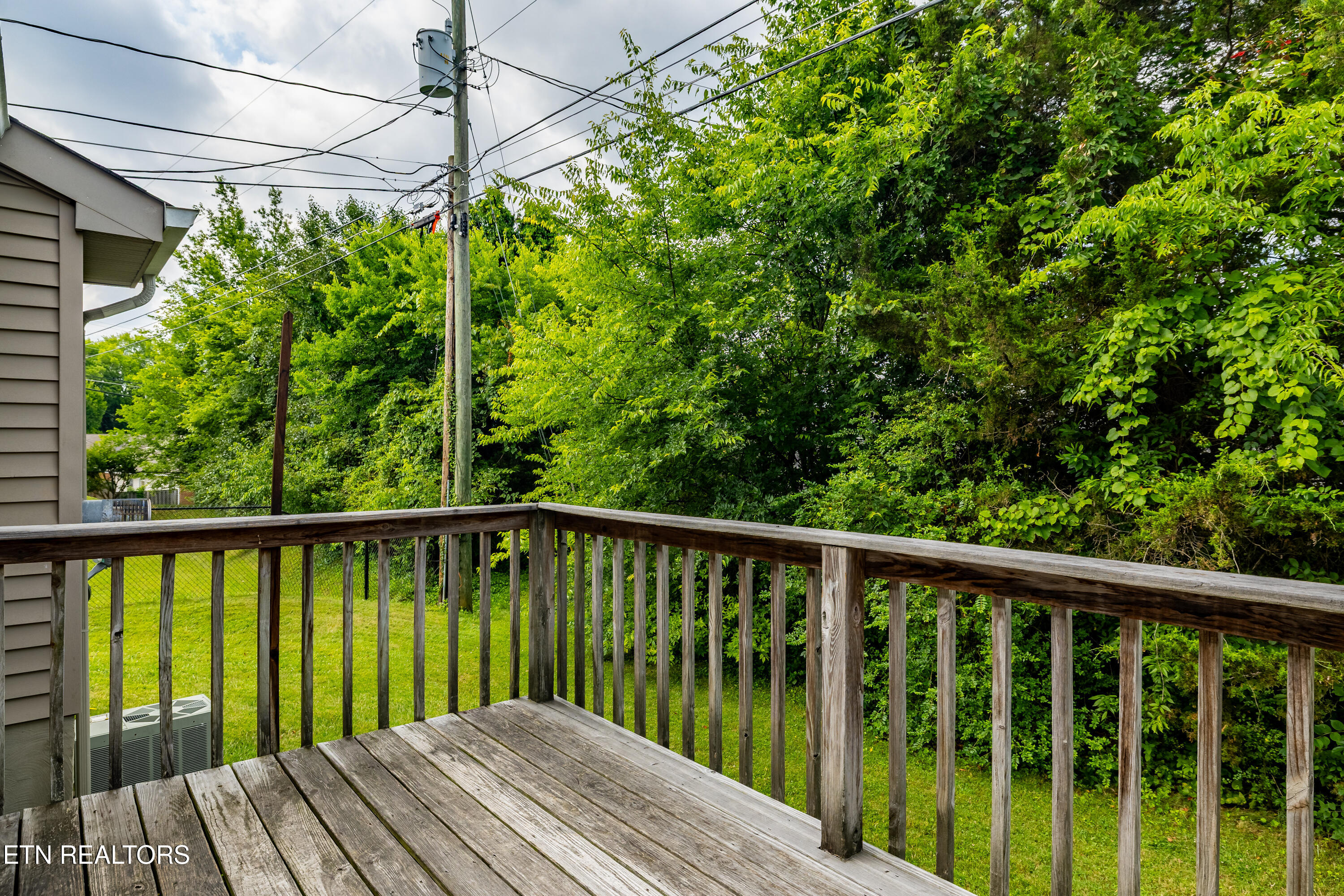 8015 Fenton Way Powell, TN 37849 - Photo 33 of 34 8015FentonWay-33
