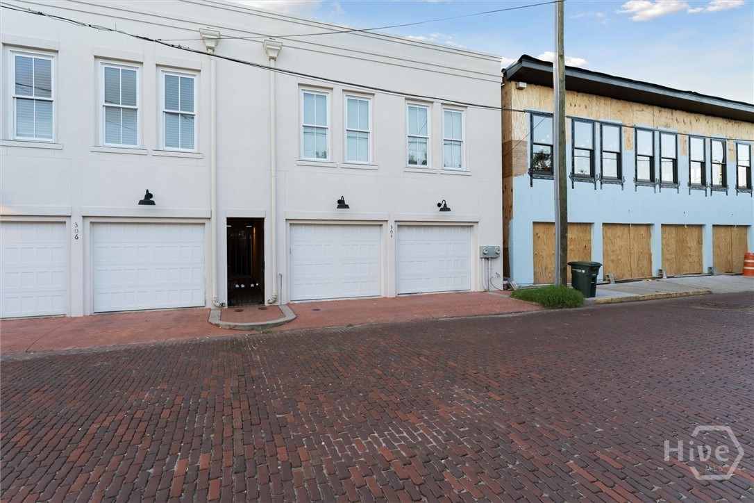 303 Alice Street Savannah, GA 31401 - Photo 47 of 48