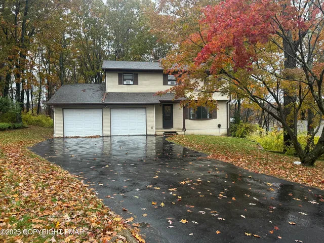 $2,300 | 7 Hillside Court, East Stroudsburg, PA 18301