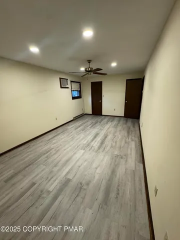 $2,300 | 7 Hillside Court, East Stroudsburg, PA 18301