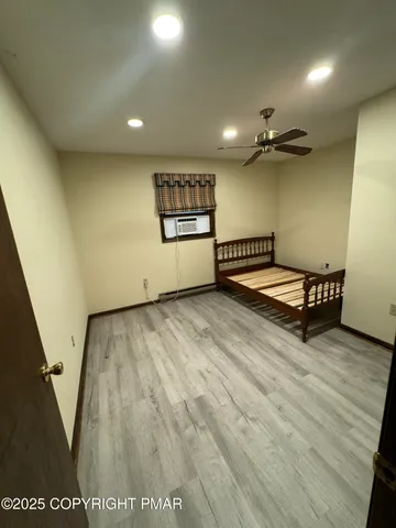 $2,300 | 7 Hillside Court, East Stroudsburg, PA 18301