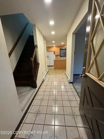 $2,300 | 7 Hillside Court, East Stroudsburg, PA 18301