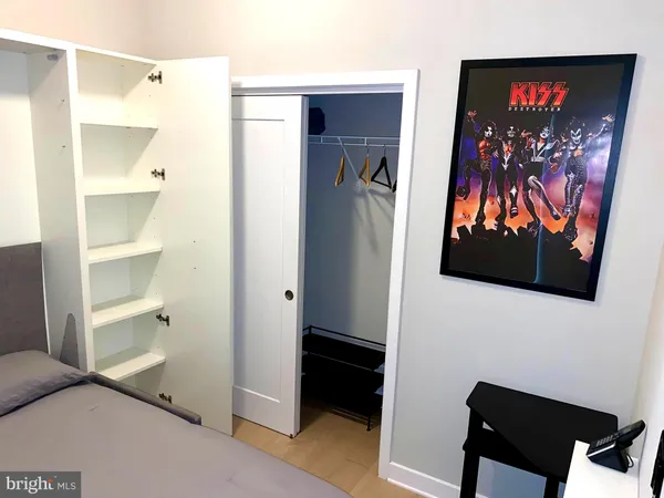 $1,700 | 989 South Buchanan Street, Unit 423, Arlington, VA 22204