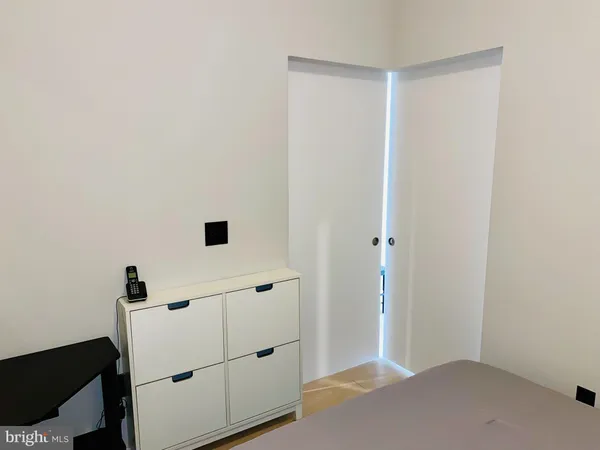 $1,700 | 989 South Buchanan Street, Unit 423, Arlington, VA 22204