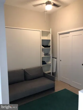 $1,700 | 989 South Buchanan Street, Unit 423, Arlington, VA 22204