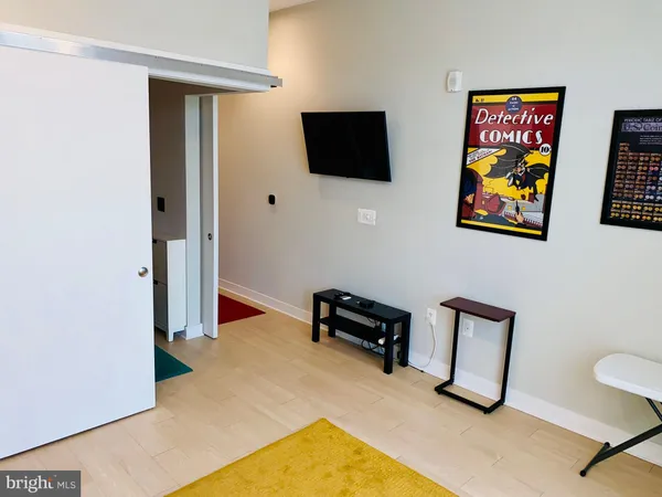 $1,700 | 989 South Buchanan Street, Unit 423, Arlington, VA 22204