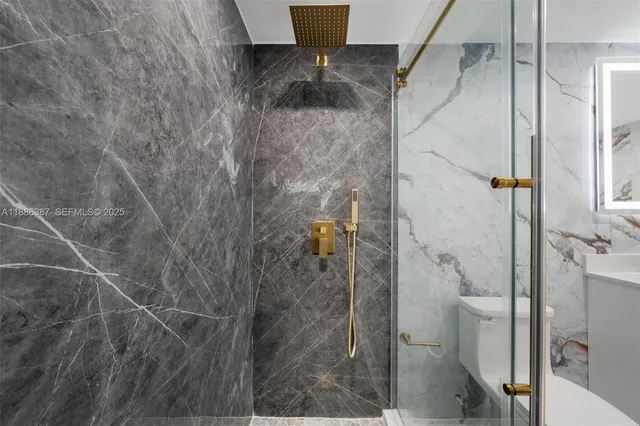 $639,000 | 823 Southwest 27th Street, Fort Lauderdale, FL 33315