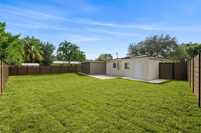 $639,000 | 823 Southwest 27th Street, Fort Lauderdale, FL 33315