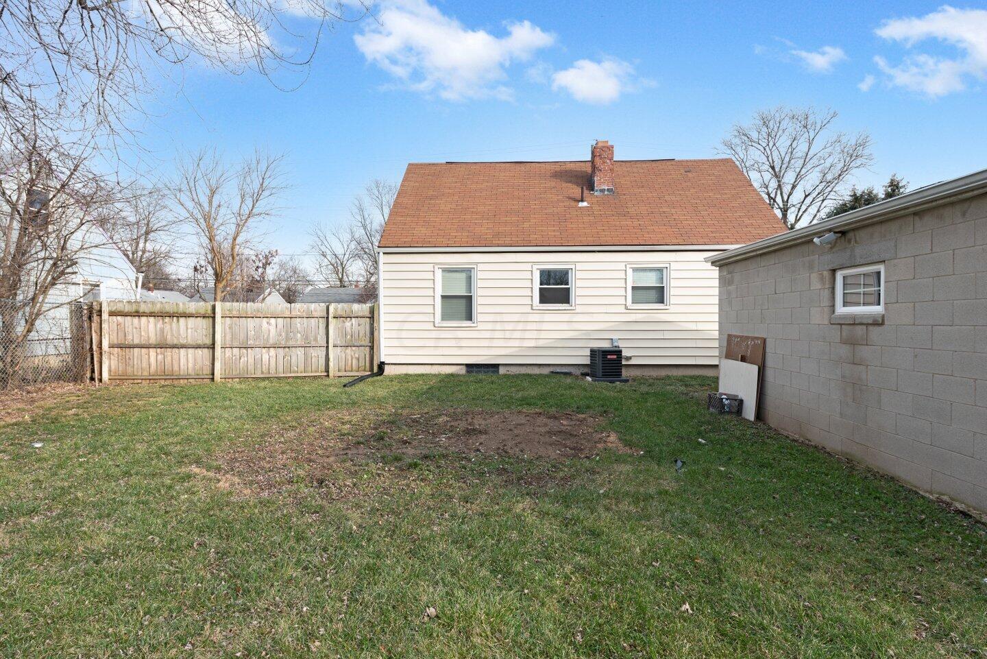 2763 Beulah Road Columbus, OH 43211 - Photo 31 of 33 _LLP9332.jpg-SMALL