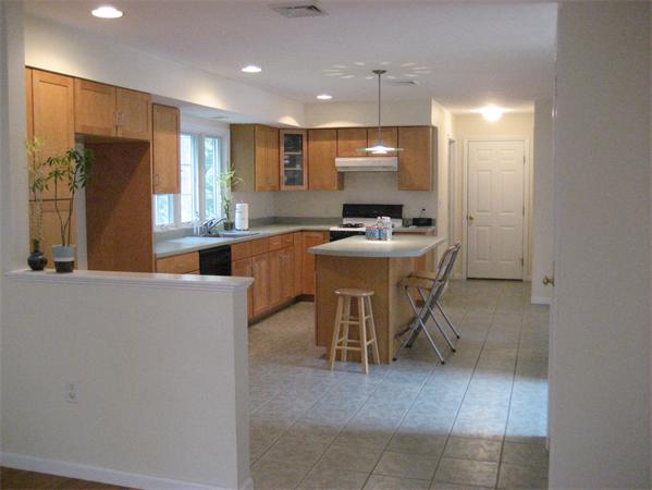 32 Margaret Road Randolph, MA 02368 - Photo 3 of 22