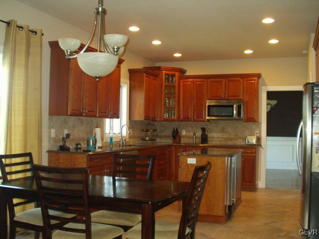 1450 Fox Run Road Easton, PA 18040 - Photo 8 of 20 Gallery Image 8