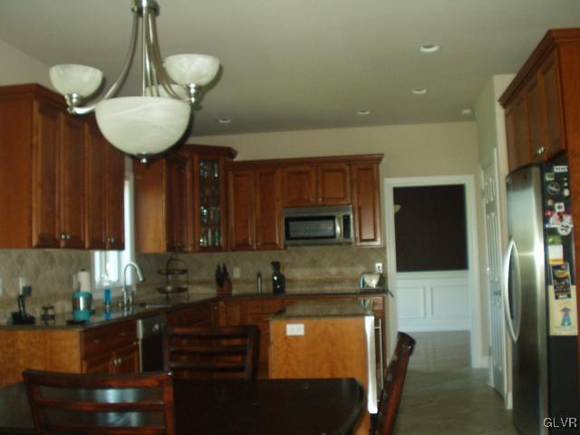 1450 Fox Run Road Easton, PA 18040 - Photo 9 of 20 Gallery Image 9