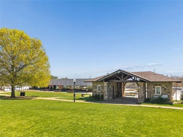 $690,000 | 124 Parkside W Court, Norcross, GA 30071