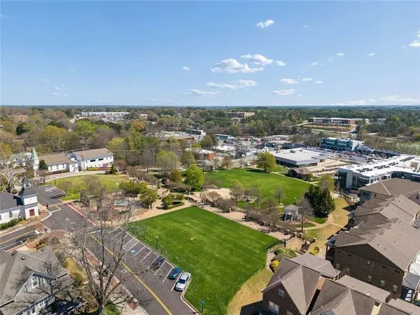 $690,000 | 124 Parkside W Court, Norcross, GA 30071