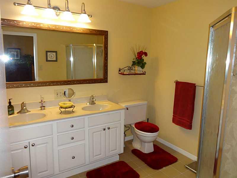 5113 Vantage Point Road Avon, IN 46123 - Photo 11 of 21 Gallery Image 11