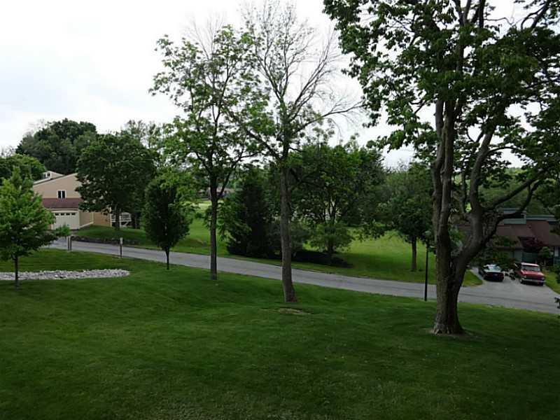 5113 Vantage Point Road Avon, IN 46123 - Photo 4 of 21 Gallery Image 4