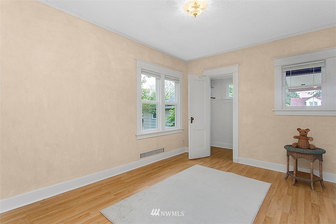 1607 Rockefeller Avenue Everett, WA 98201 - Photo 14 of 17