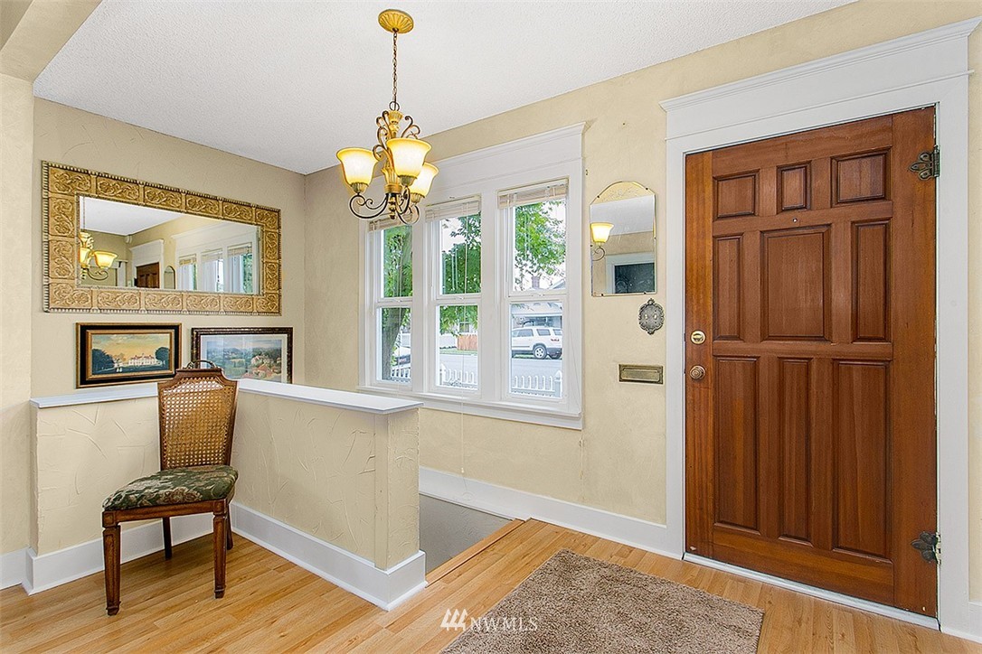 1607 Rockefeller Avenue Everett, WA 98201 - Photo 7 of 17
