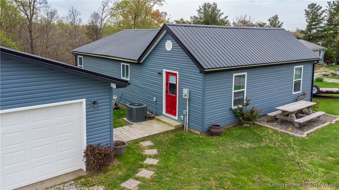 7243 Hopewell Road Lanesville, IN 47136 - Photo 2 of 34 Gallery Image 2