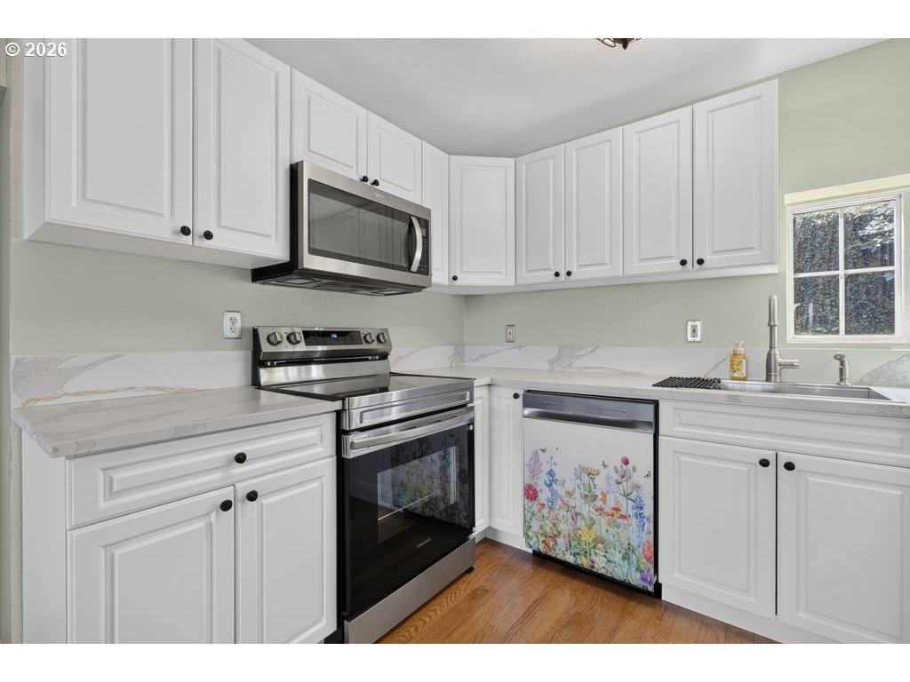 3011 Northeast Rasmussen Road Corbett, OR 97019 - Photo 10 of 48
