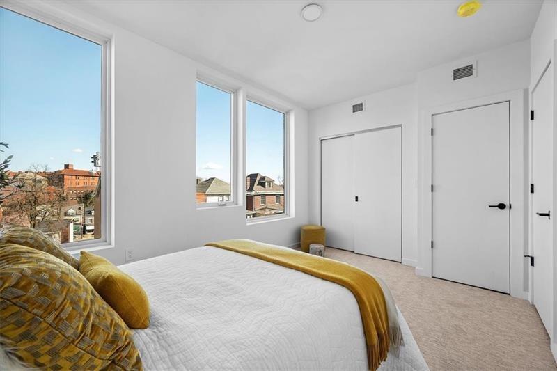 110 Burrows Street Pittsburgh, PA 15213 - Photo 25 of 29 Gallery Image 25