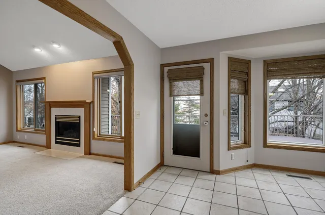 $689,900 | 2970 Western Avenue North, Roseville, MN 55113