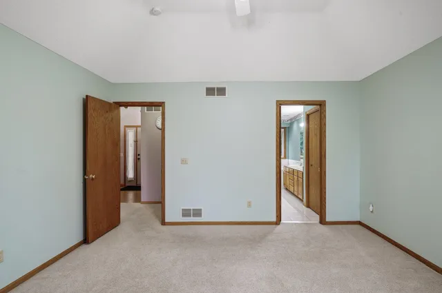 $689,900 | 2970 Western Avenue North, Roseville, MN 55113