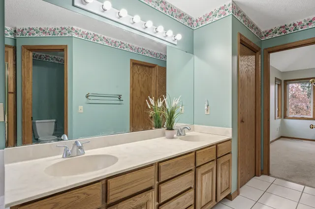 $689,900 | 2970 Western Avenue North, Roseville, MN 55113