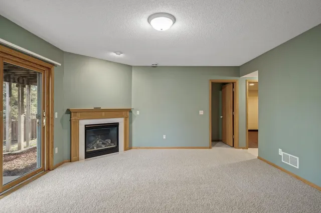 $689,900 | 2970 Western Avenue North, Roseville, MN 55113