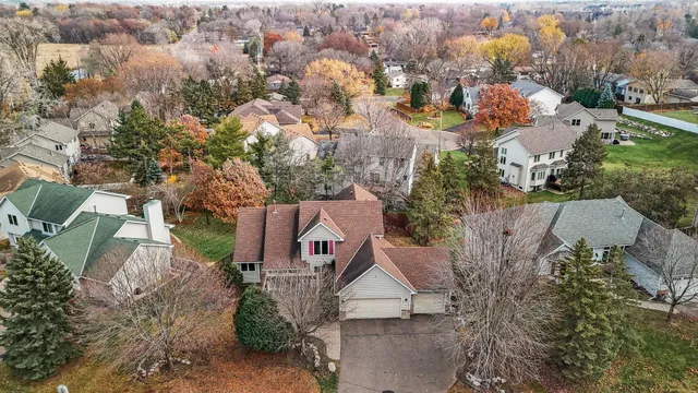 $689,900 | 2970 Western Avenue North, Roseville, MN 55113