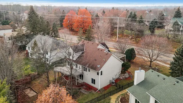 $689,900 | 2970 Western Avenue North, Roseville, MN 55113