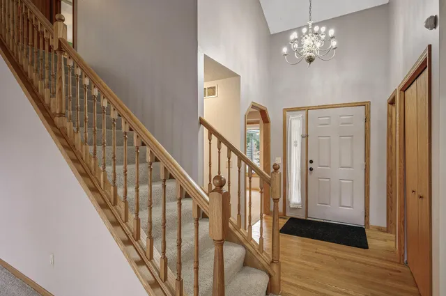 $689,900 | 2970 Western Avenue North, Roseville, MN 55113