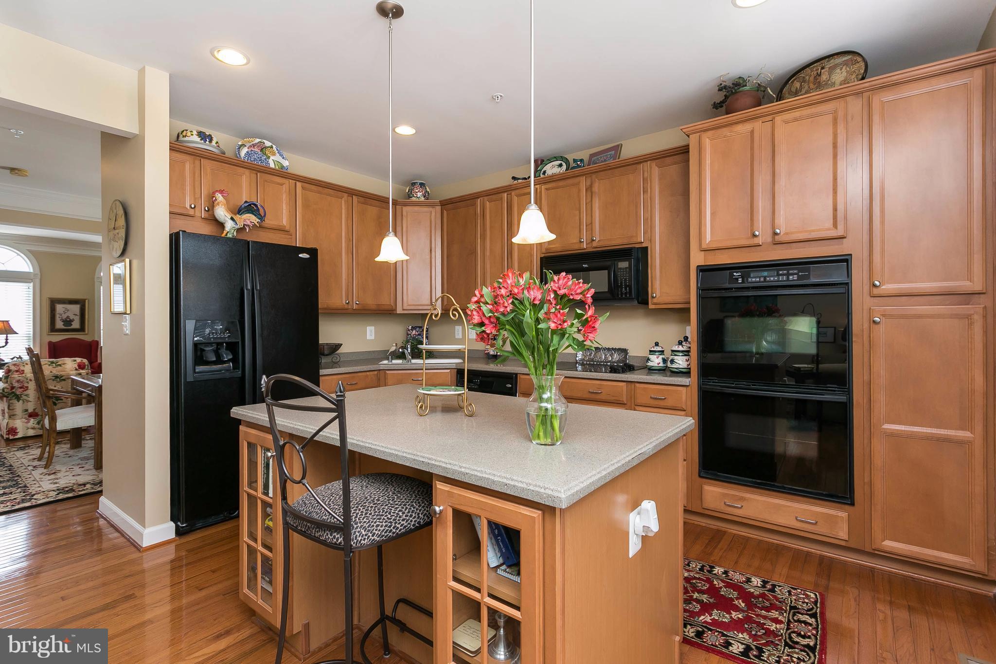 5154 Key View Way Perry Hall, MD 21128 - Photo 13 of 27 Kitchen has double wall oven & cooktop