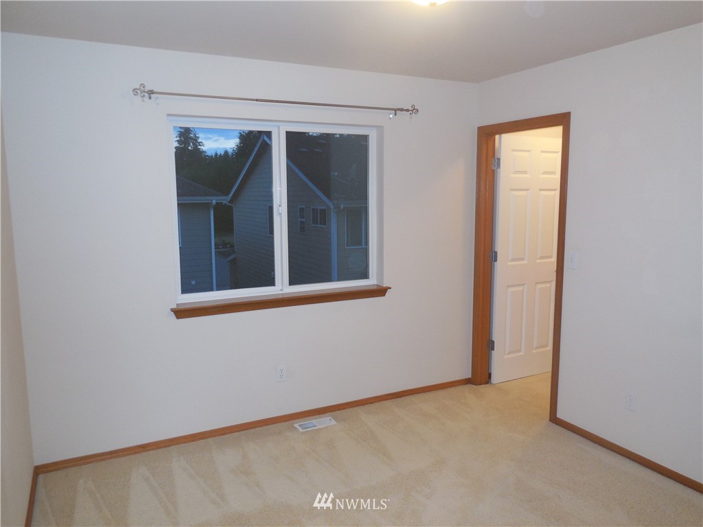16104 39th Avenue Southeast Bothell, WA 98012 - Photo 15 of 20 Gallery Image 15