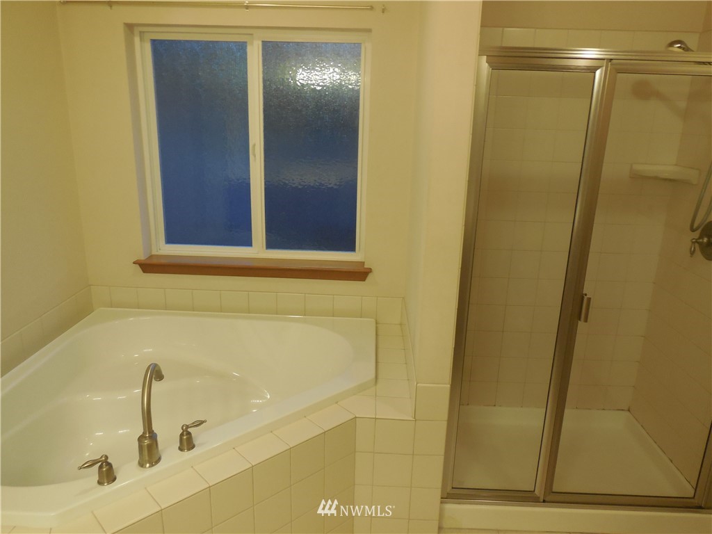 16104 39th Avenue Southeast Bothell, WA 98012 - Photo 17 of 20 Gallery Image 17