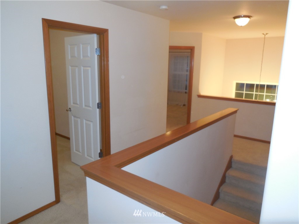 16104 39th Avenue Southeast Bothell, WA 98012 - Photo 9 of 20 Gallery Image 9