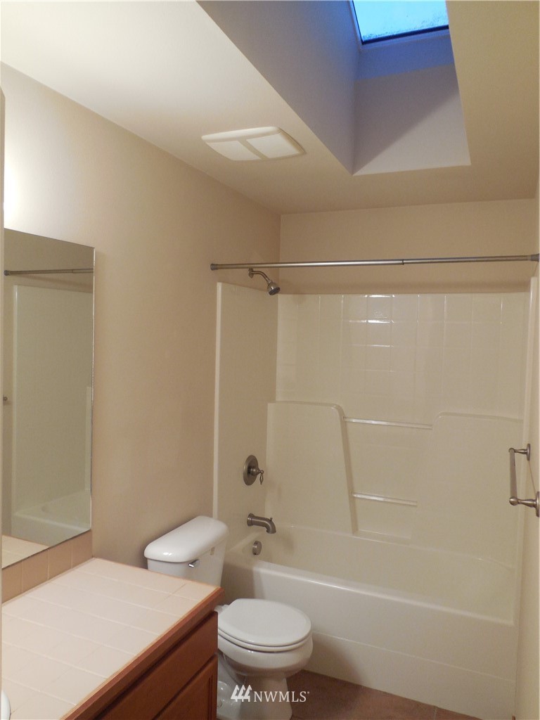 16104 39th Avenue Southeast Bothell, WA 98012 - Photo 10 of 20 Gallery Image 10