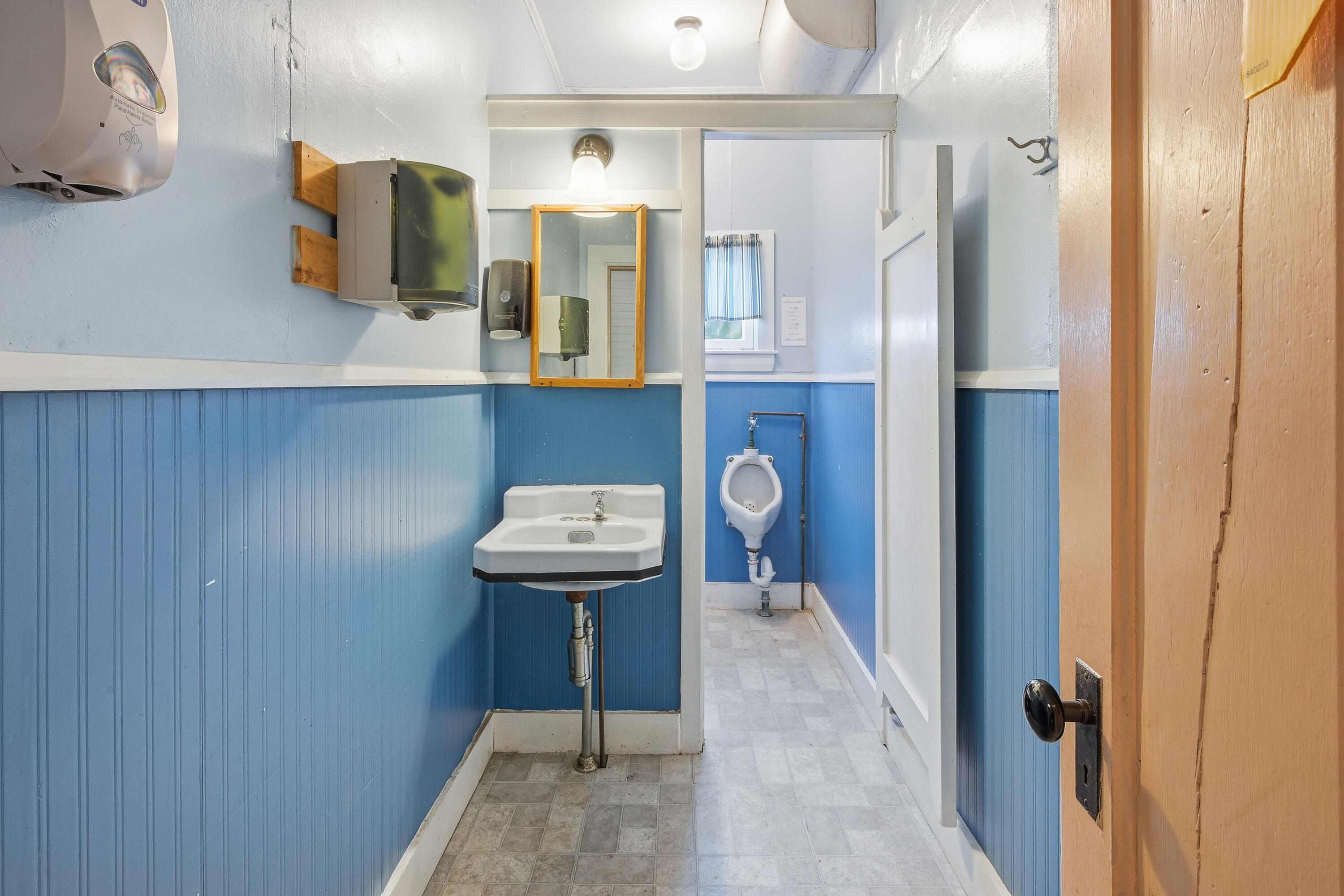 1192 Ohio Street Bangor, ME 04401 - Photo 9 of 30 110350gr-114