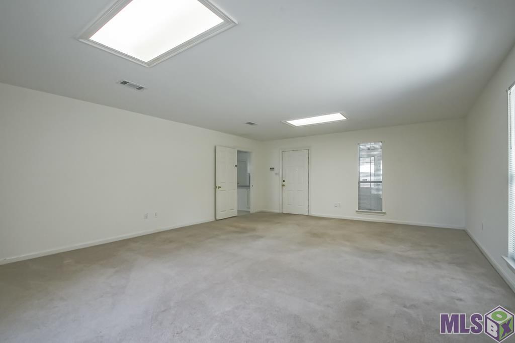 9750 West Blount Road Denham Springs, LA 70706 - Photo 14 of 38 Gallery Image 14